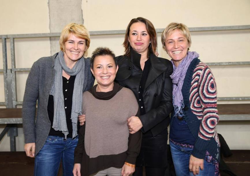 Da sinistra nella foto: Elisabetta Perrone, Annarita Sidoti, Erika Alfridi ed Elisa  Rigaudo: le signore della marcia azzurra